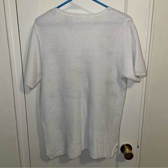 WHITE STAG Vintage Bees and Flowers Embroidered Short Sleeve Knit Sweater - Picture 4 of 4